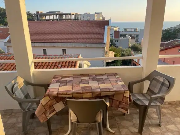 Dvosoban stan 54 m² – Petrovac, Budva — fotografija 15