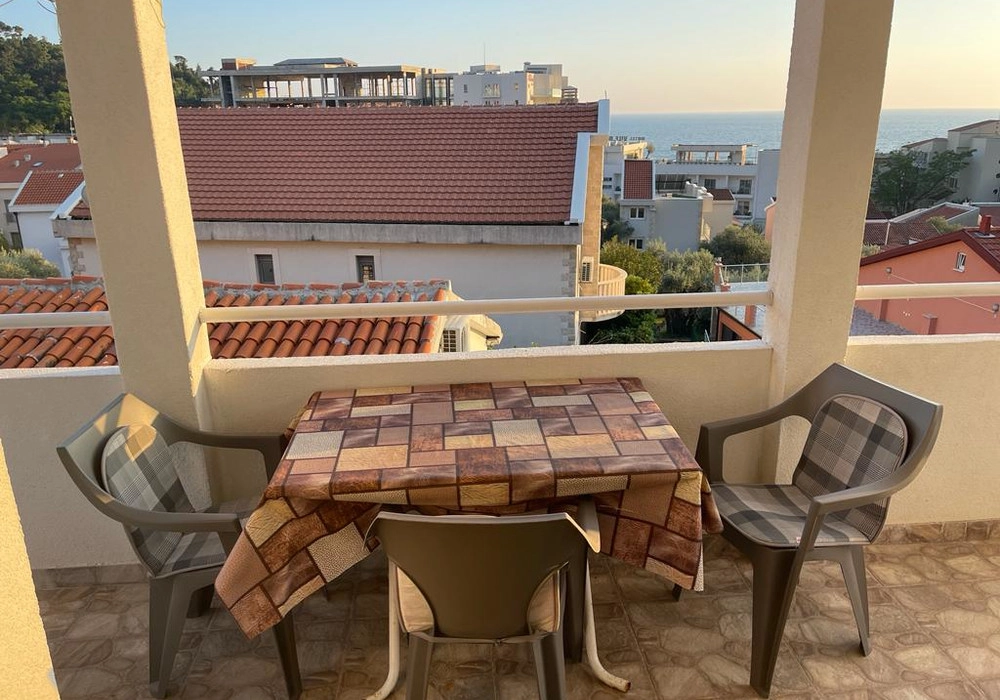 Dvosoban-stan-sa-terasom-u-Petrovcu-Budva-14 Dvosoban stan 54 m² – Petrovac, Budva — fotografija 15