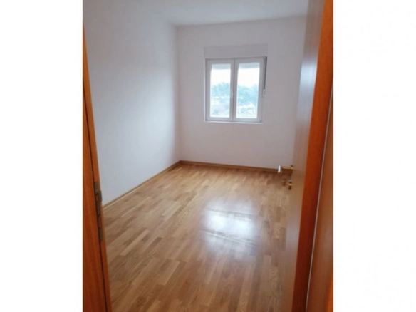 Dvosoban stan 57 m² – Tuški put, Podgorica — fotografija 7