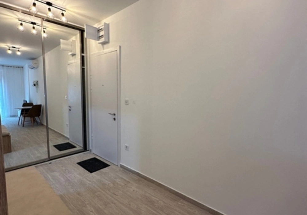 Garsonjera-u-novogradnji-u-Becicima-Budva-2 Garsonjera 34 m² – Bečići, Budva — fotografija 3