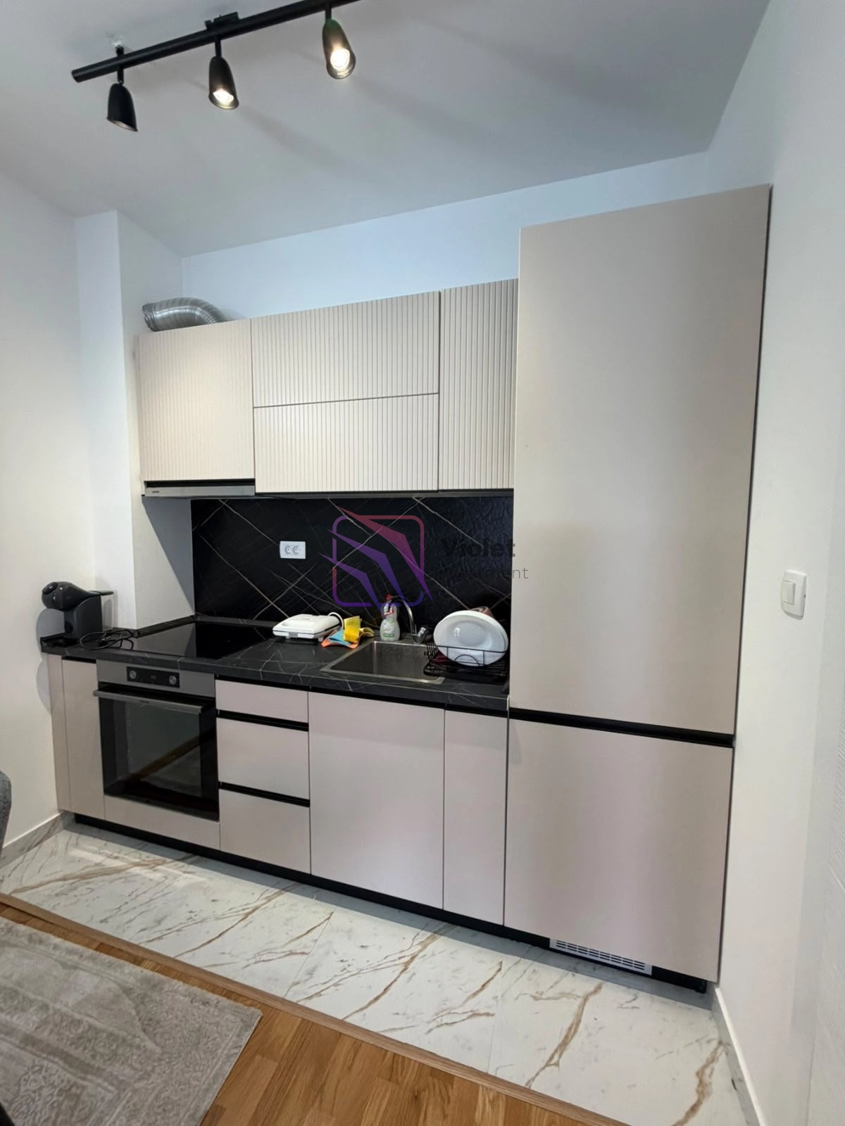 Jednosoban-stan-u-Zagoricu-Podgorica-1 Izdavanje: Jednosoban stan 40 m² – Zagorič, Podgorica — fotografija 2