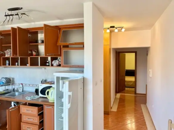 Dvosoban stan 51 m² – Bečići, Budva — fotografija 2