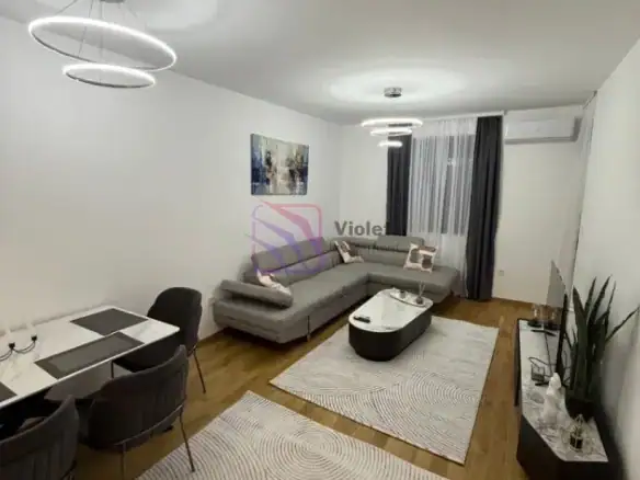 Dvosoban namješten stan u City kvartu