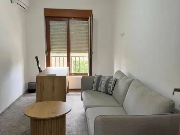 Izdavanje: Poslovni prostor 70 m² – Master kvart, Podgorica — fotografija 7