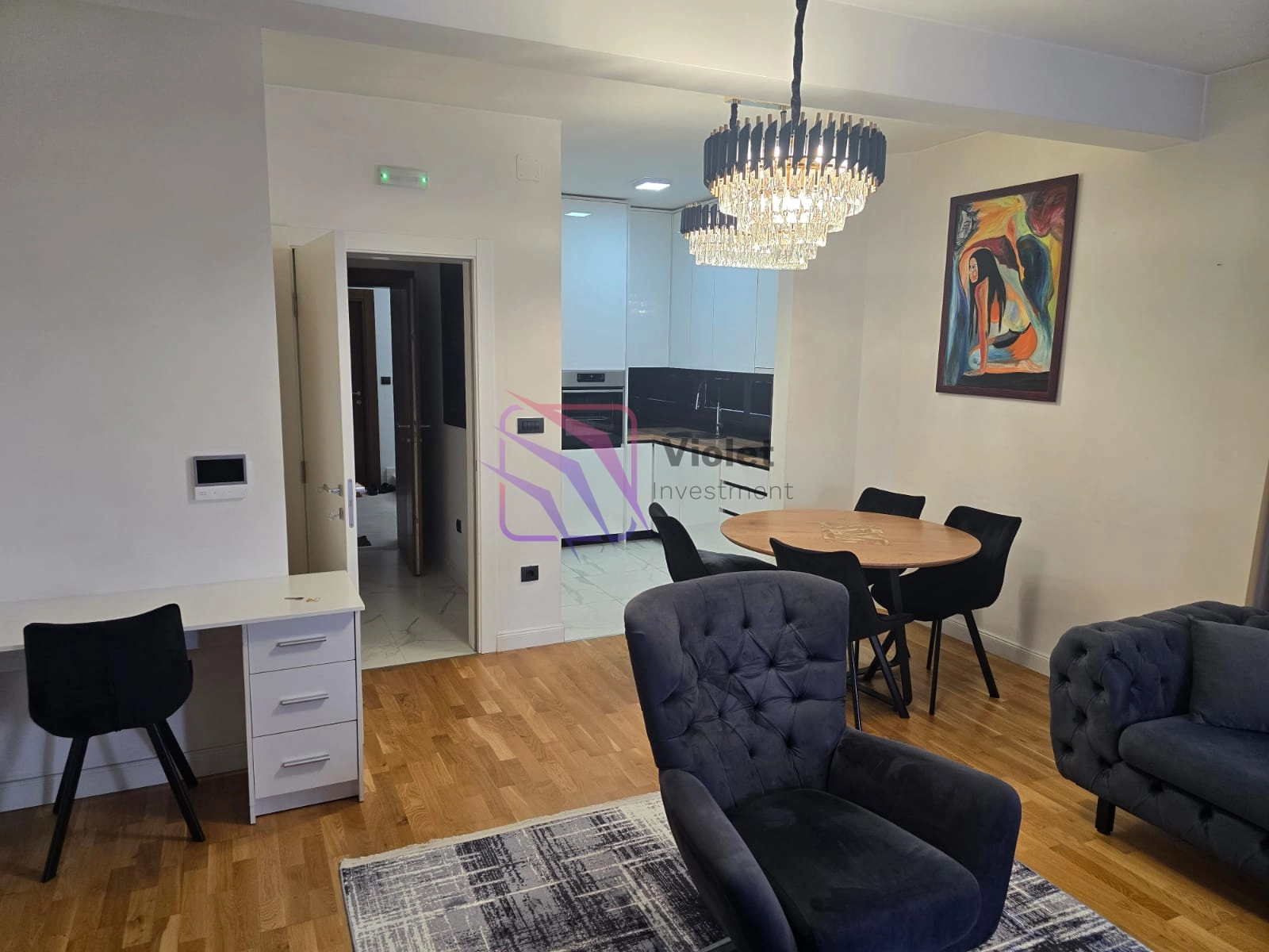 Trosoban-stan-u-Dalmatinskoj-ulici-Podgorica-2 Izdavanje: Trosoban stan 130 m² – Dalmatinska, Podgorica — fotografija 3