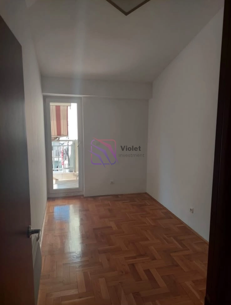 Dvosoban-stan-66-m²-u-Bloku-9-Podgorica-4 Izdavanje: Dvosoban stan 66 m² – Blok 9, Podgorica — fotografija 5