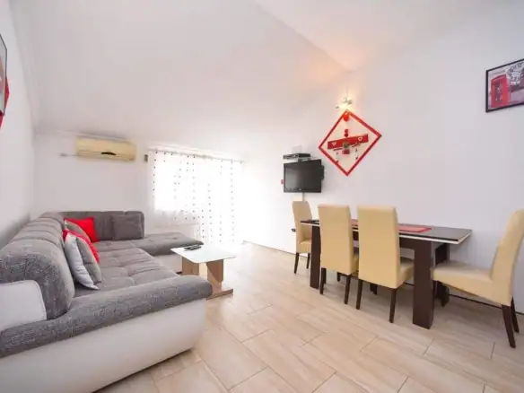 Dvosoban stan 60 m² – Velji Vinogradi, Budva — fotografija 12