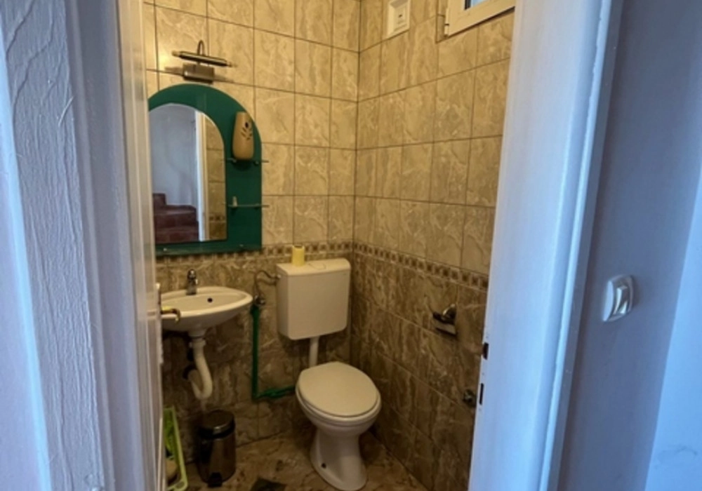 Dvosoban-stan-sa-dvoristem-u-Becicima-Budva-4 Dvosoban stan 90 m² – Bečići, Budva — fotografija 5