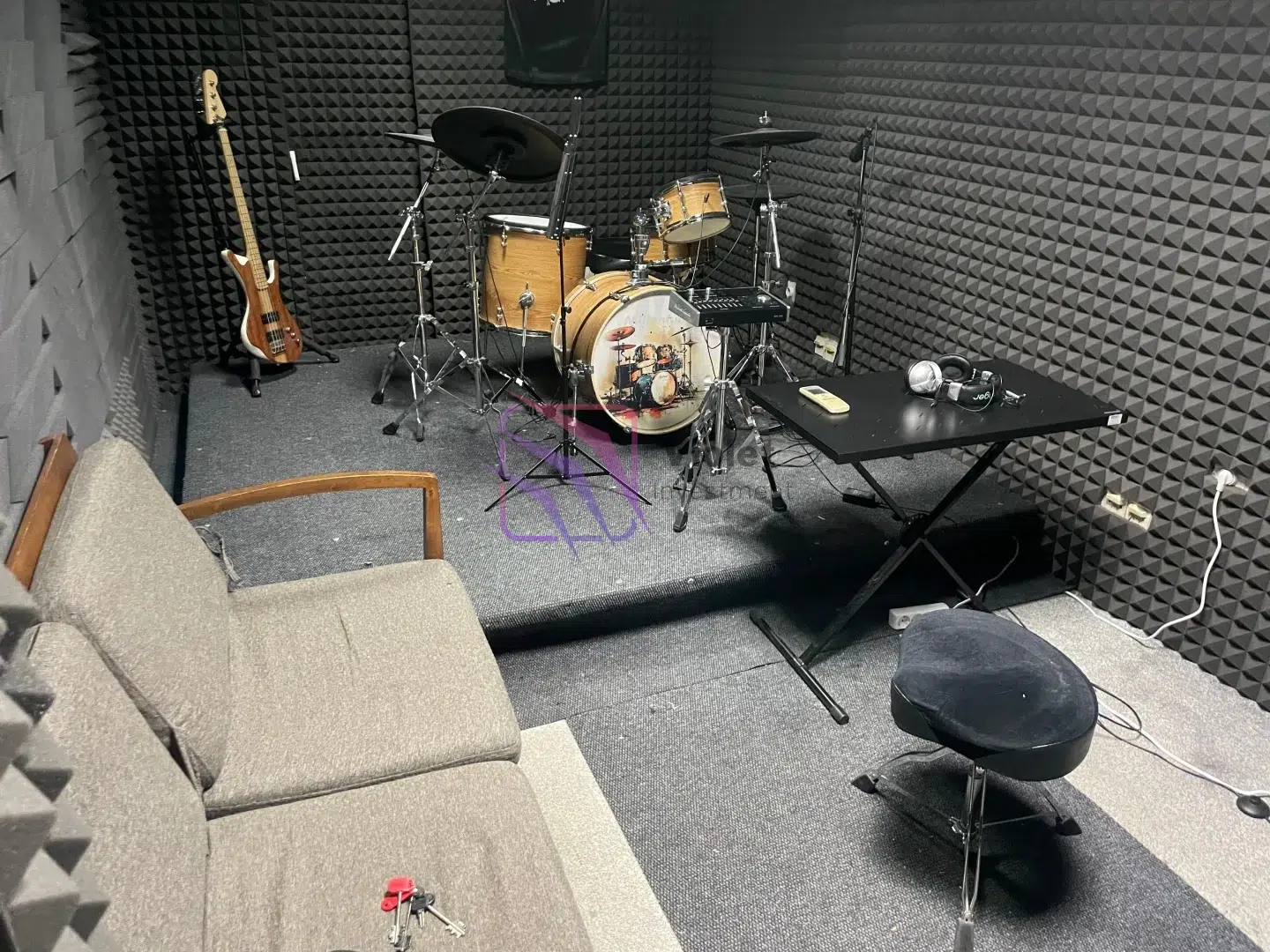 Muzicki-studio-45-m²-u-Krusevcu-Podgorica-2 Izdavanje: Garsonjera 45 m² – Kruševac, Podgorica — fotografija 3
