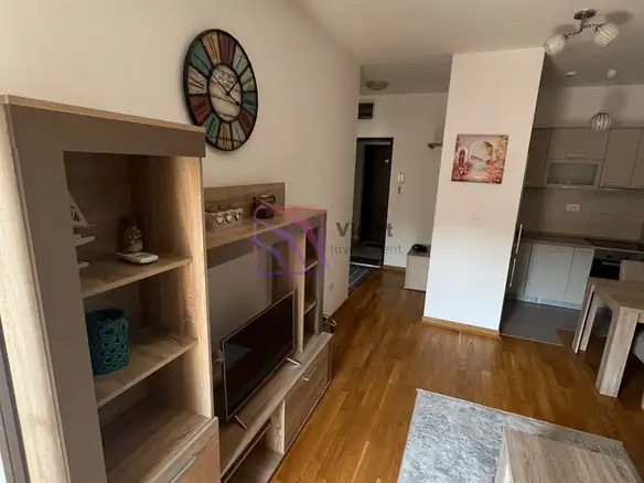 Izdavanje: Jednosoban stan 48 m² – City kej, Podgorica — fotografija 3