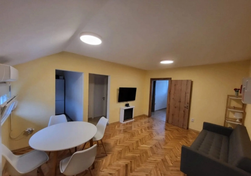 Dvosoban-stan-sa-terasom-u-Budvi-2 Dvosoban stan 60 m² – Rozino, Budva — fotografija 3