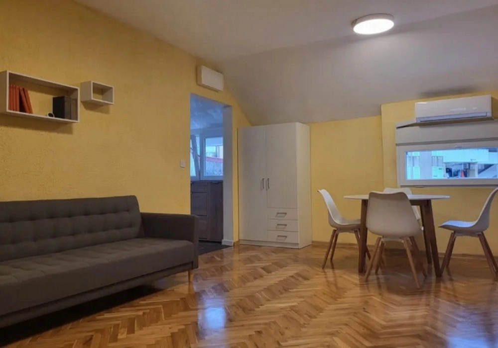 Dvosoban-stan-sa-terasom-u-Budvi-3 Dvosoban stan 60 m² – Rozino, Budva — fotografija 4