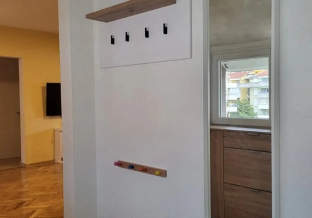 Dvosoban-stan-sa-terasom-u-Budvi-6 Dvosoban stan 60 m² – Rozino, Budva — fotografija 7