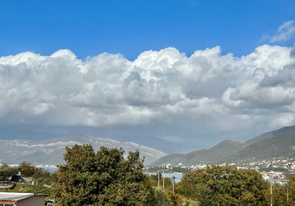 Jednosoban-stan-sa-terasom-u-Mazini-Tivat Jednosoban stan sa terasom u Mažini