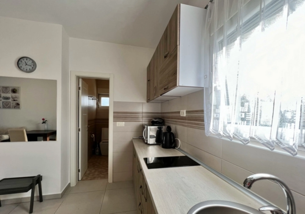 Jednosoban-stan-sa-terasom-u-Mazini-Tivat-4 Jednosoban stan 94 m² – Mažina, Tivat — fotografija 5