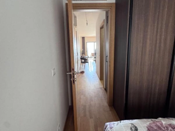 Izdavanje: Jednosoban stan 42 m² – Bečići, Budva — fotografija 8