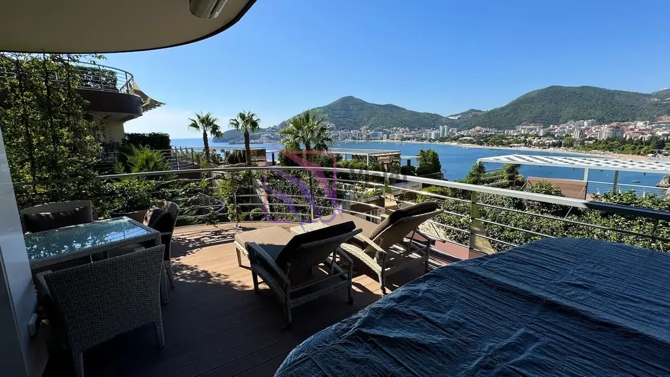 Dvosoban-stan-s-pogledom-na-more-Boreti-Budva Dvosoban stan s pogledom na more
