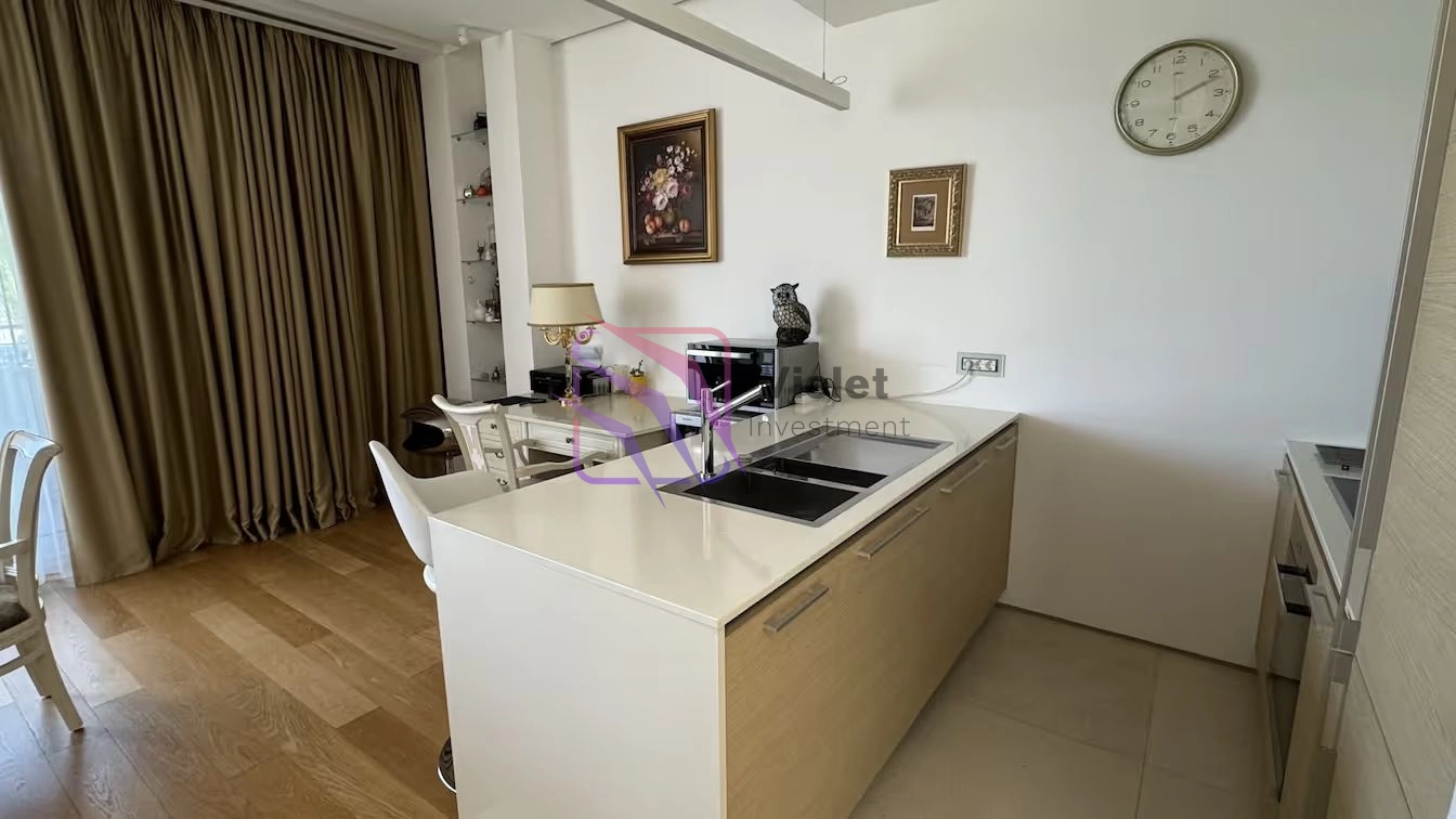 Dvosoban-stan-s-pogledom-na-more-Boreti-Budva-2 Dvosoban stan 141 m² – Boreti, Budva — fotografija 3