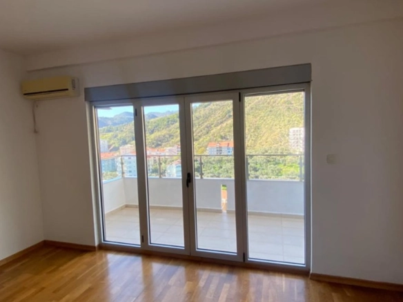 Dvosoban stan 83 m² – Rafailovići, Budva — fotografija 6