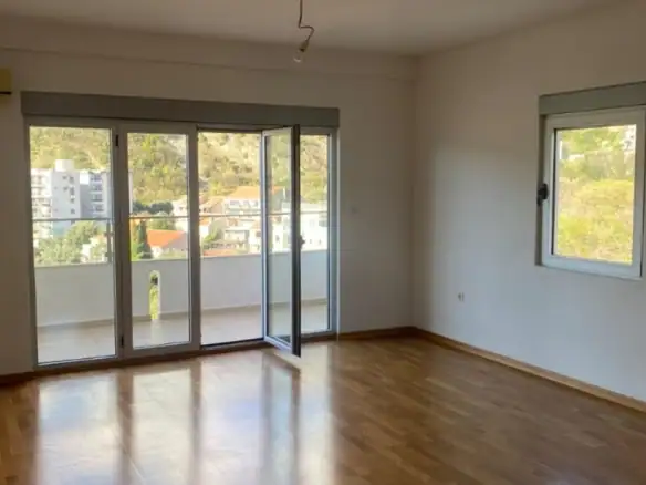 Dvosoban stan 83 m² – Rafailovići, Budva — fotografija 8