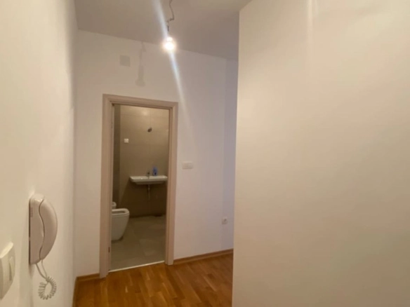 Dvosoban stan 83 m² – Rafailovići, Budva — fotografija 11