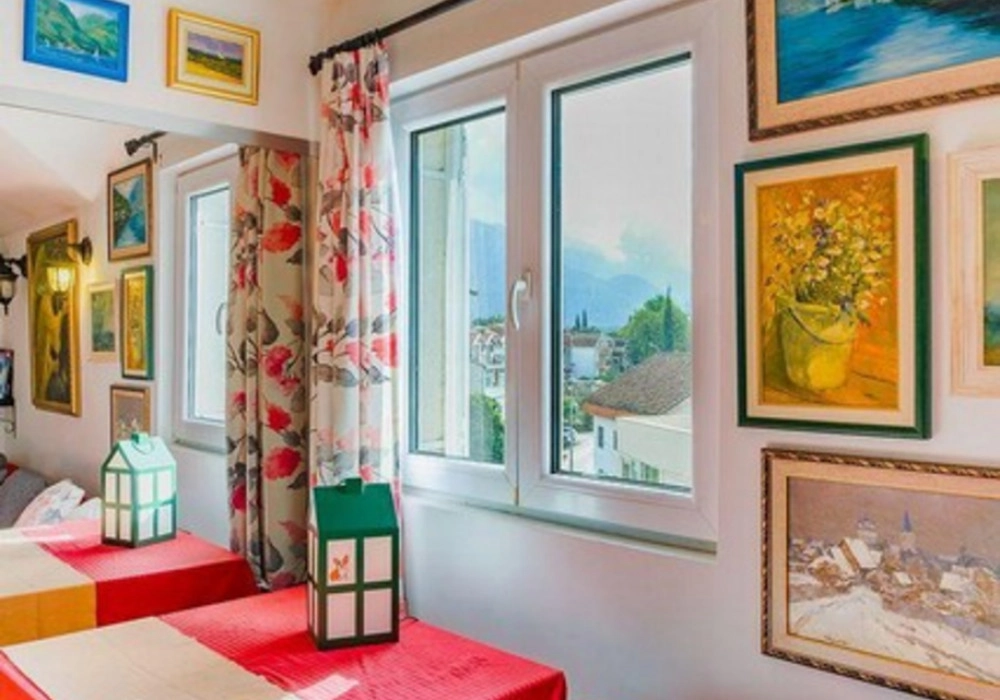 Dvosoban-stan-sa-pogledom-na-more-Mazina-Tivat-1 Dvosoban stan 65 m² – Mažina, Tivat — fotografija 2