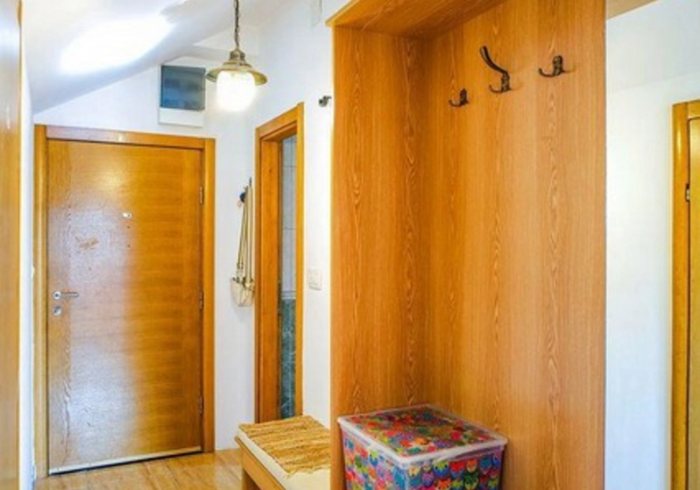 Dvosoban-stan-sa-pogledom-na-more-Mazina-Tivat-6 Dvosoban stan 65 m² – Mažina, Tivat — fotografija 7