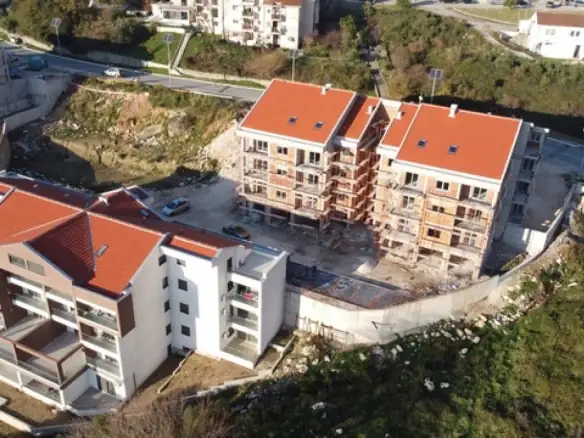 Dvosoban stan 66 m² – Dobrota, Kotor — fotografija 2