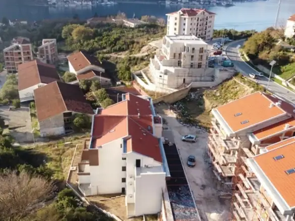 Dvosoban stan 66 m² – Dobrota, Kotor — fotografija 13