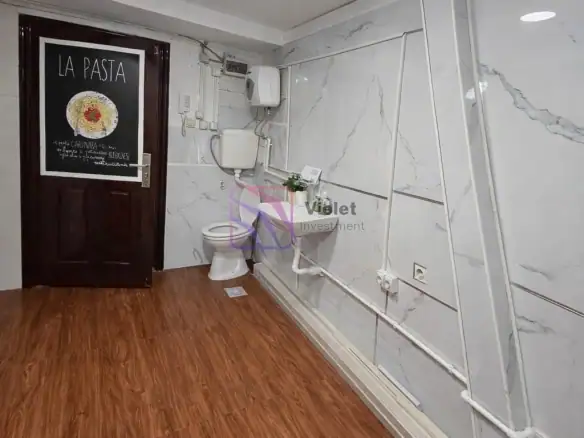 Izdavanje: Poslovni prostor 15 m² – Centar, Podgorica — fotografija 2