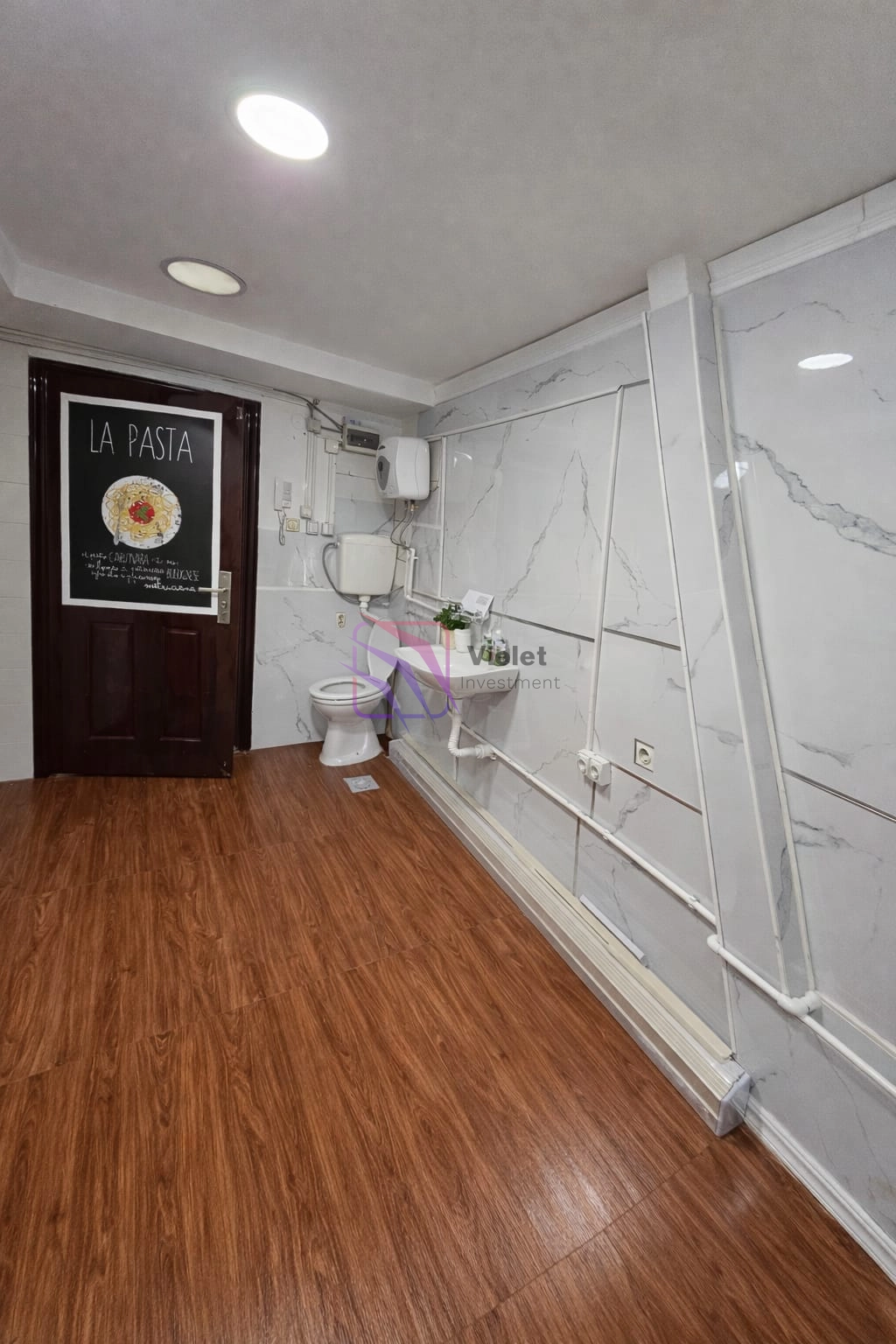 Poslovni-prostor-u-centru-Podgorice-Vucedolska-ulica-1 Izdavanje: Poslovni prostor 15 m² – Centar, Podgorica — fotografija 2