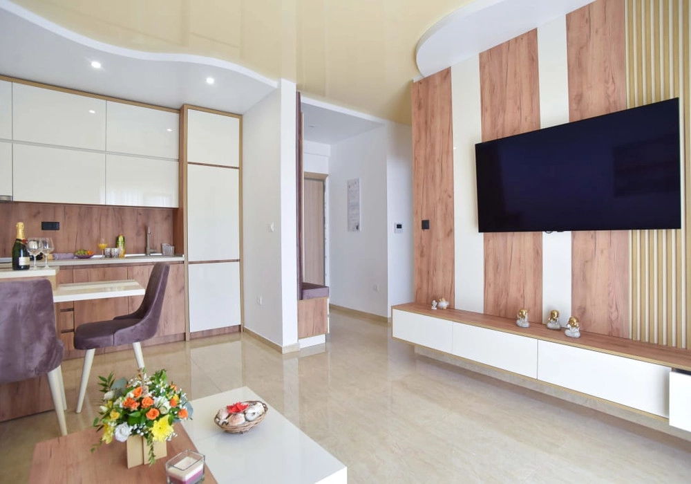 Jednosoban-stan-sa-terasom-u-Becicima-Budva-5 Jednosoban stan 43 m² – Bečići, Budva — fotografija 6