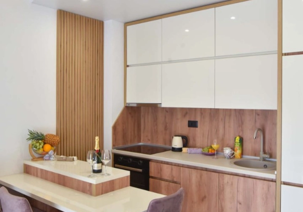 Jednosoban-stan-sa-terasom-u-Becicima-Budva-10 Jednosoban stan 43 m² – Bečići, Budva — fotografija 11