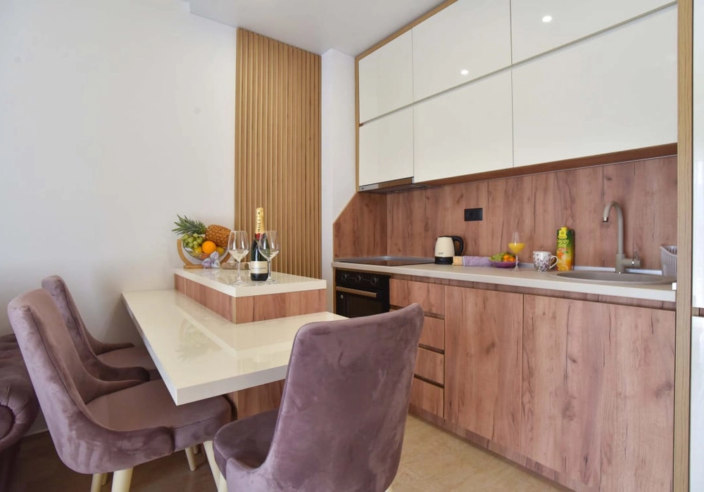 Jednosoban-stan-sa-terasom-u-Becicima-Budva-12 Jednosoban stan 43 m² – Bečići, Budva — fotografija 13
