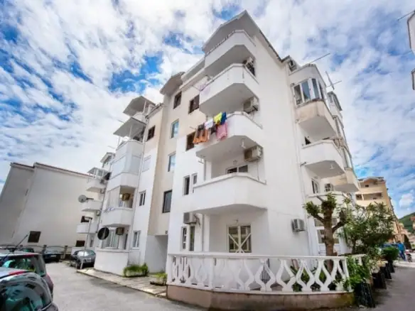 Dvosoban stan 76 m² – Rozino, Budva — fotografija 13