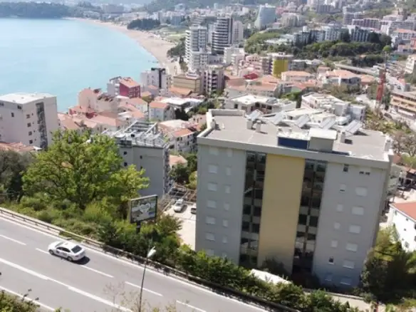 Dvosoban stan u Rafailovićima