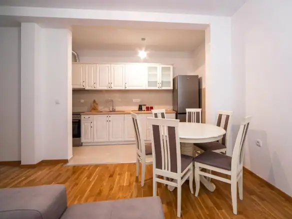 Dvosoban stan 78 m² – Dobrota, Kotor — fotografija 3