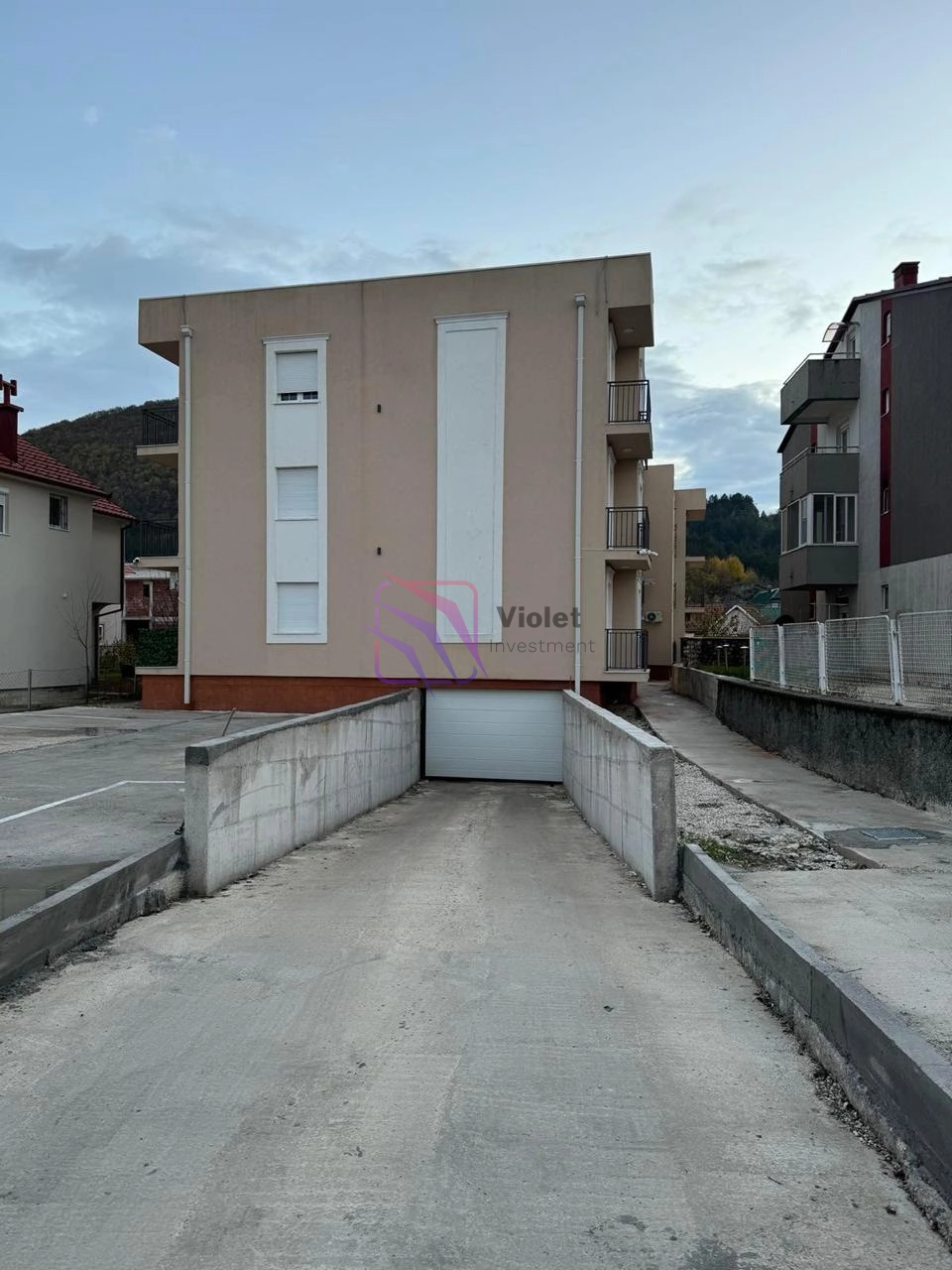 Namjesten-dvosoban-stan-u-naselju-Gruda-Cetinje-14 Dvosoban stan 64 m² – Cetinje — fotografija 15