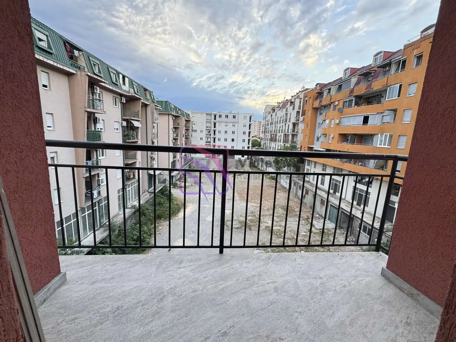 Trosoban-stan-na-Krivom-mostu-Podgorica-2 Izdavanje: Trosoban stan 92 m² – Krivi most, Podgorica — fotografija 3