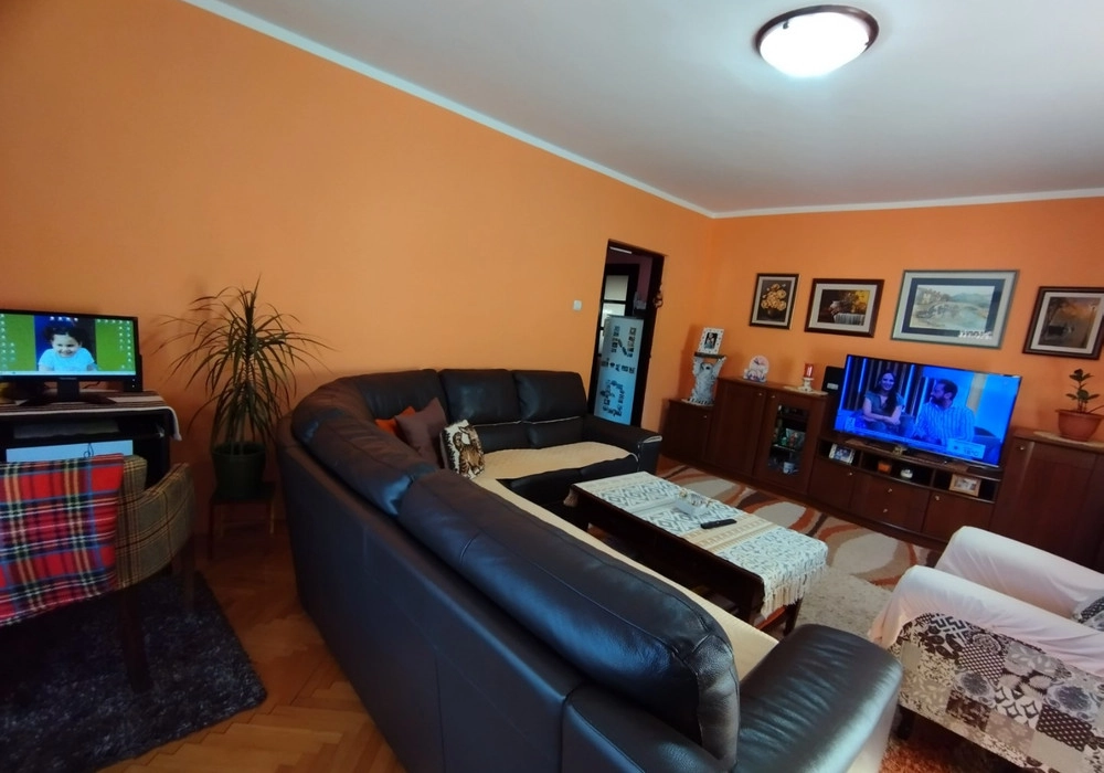 Dvosoban-stan-sa-terasom-u-Dobroti-Kotor-1 Dvosoban stan 96 m² – Dobrota, Kotor — fotografija 2