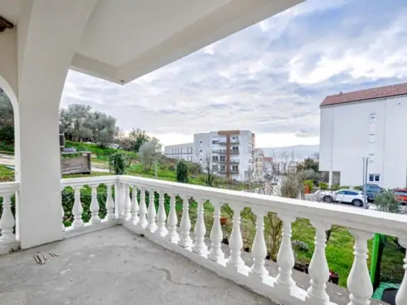 Dvosoban stan 116 m² – Mažina, Tivat — fotografija 2