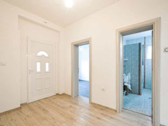 Dvosoban stan 116 m² – Mažina, Tivat — fotografija 12