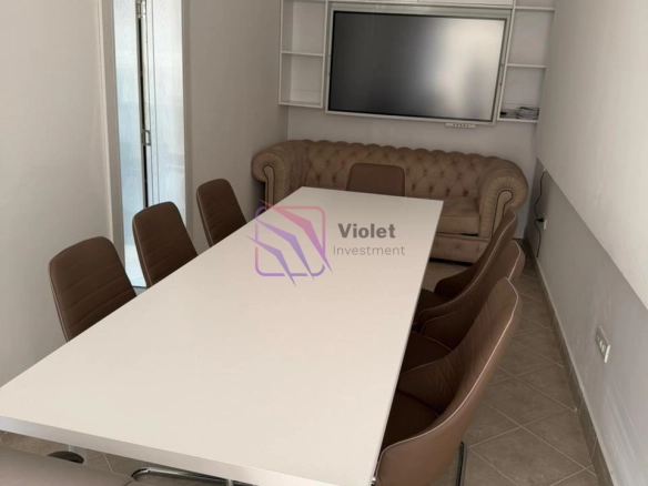 Izdavanje: Poslovni prostor 98 m² – Stari aerodrom, Podgorica — fotografija 6