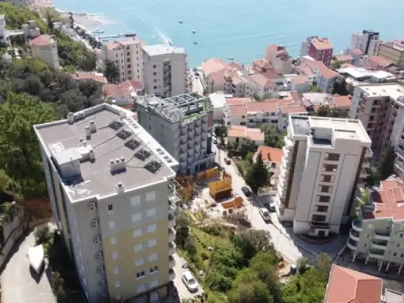 Dvosoban stan s pogledom na more u Rafailovićima