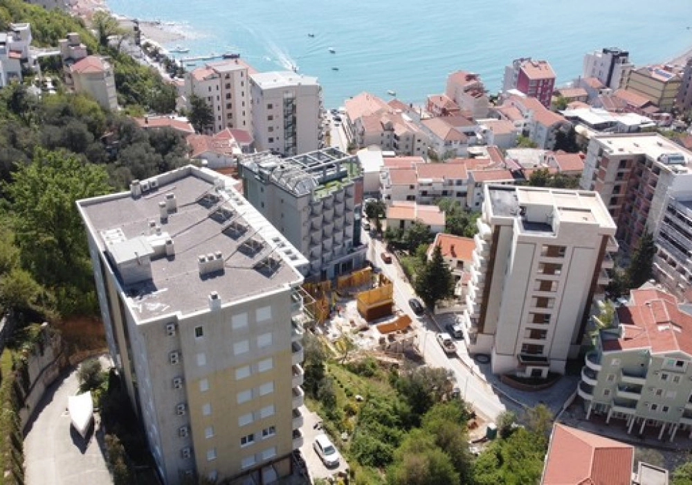 Dvosoban-stan-sa-pogledom-na-more-Rafailovici-Budva Dvosoban stan s pogledom na more u Rafailovićima