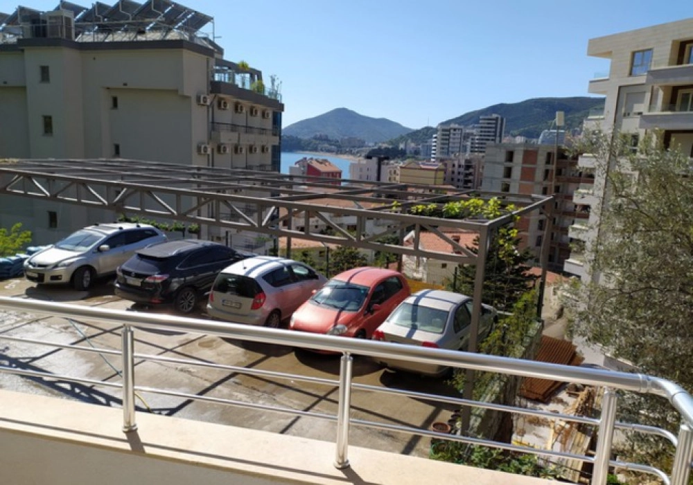 Dvosoban-stan-sa-pogledom-na-more-Rafailovici-Budva-1 Dvosoban stan 91 m² – Rafailovići, Budva — fotografija 2