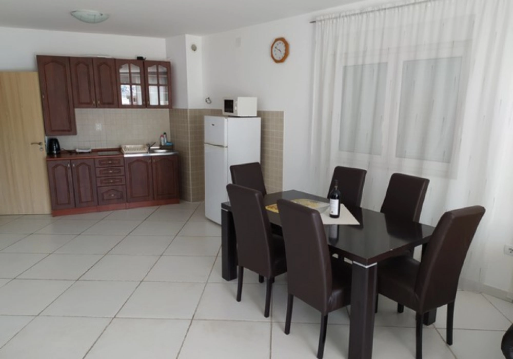 Dvosoban-stan-sa-pogledom-na-more-Rafailovici-Budva-5 Dvosoban stan 91 m² – Rafailovići, Budva — fotografija 6