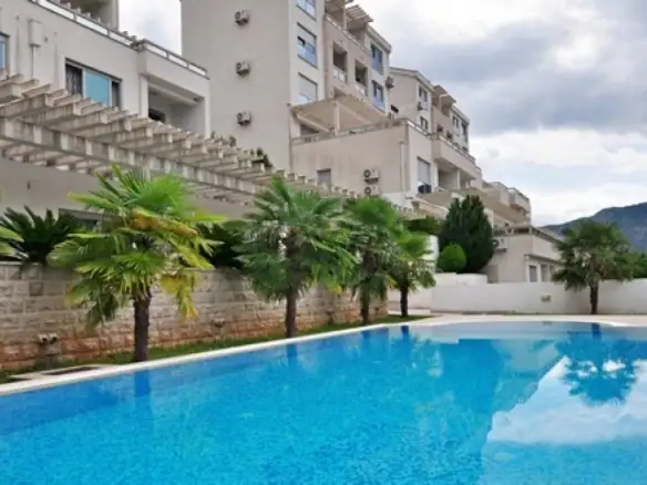 Dvosoban stan 81 m² – Dobrota, Kotor — fotografija 2