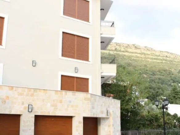 Dvosoban stan 76 m² – Petrovac, Budva — fotografija 3
