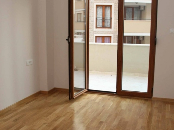 Dvosoban stan 76 m² – Petrovac, Budva — fotografija 4